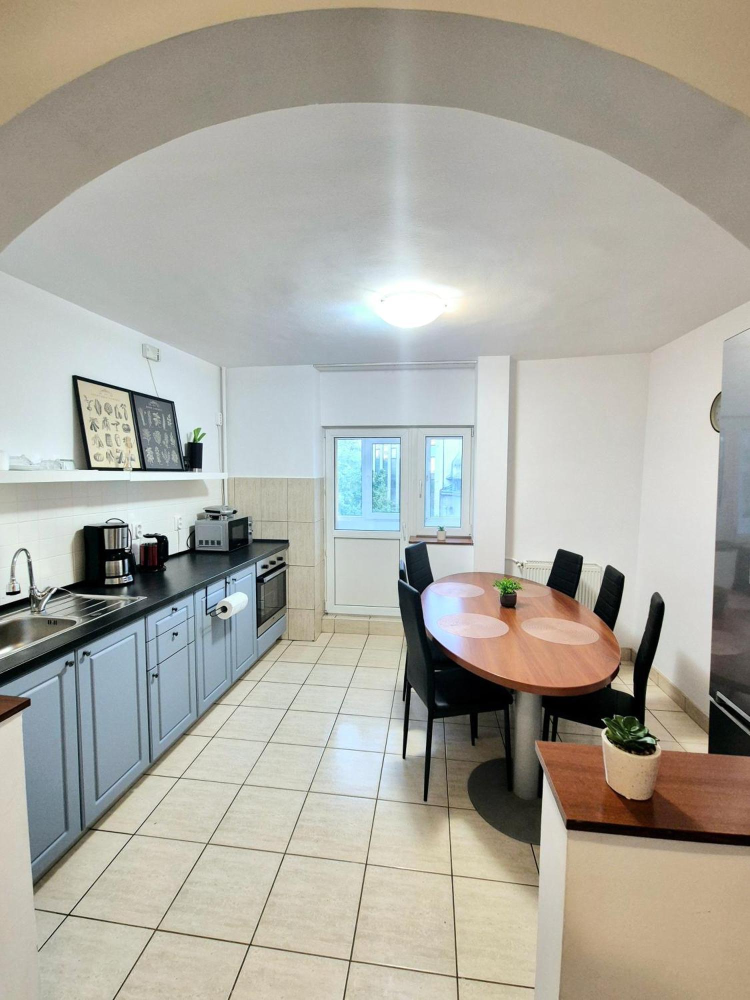 Tranquil Unirii Residence - Elegant & Spacious Living With Parking Steps From Parliament Boekarest Buitenkant foto